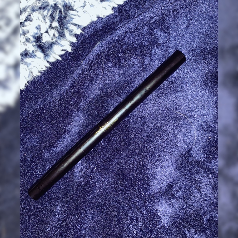 Mellow cosmetics Brow definer pencil
